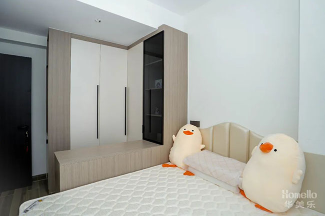 打造室內(nèi)陽臺形成大橫廳，讓80㎡三居室擁有寬敞舒適的生活空間